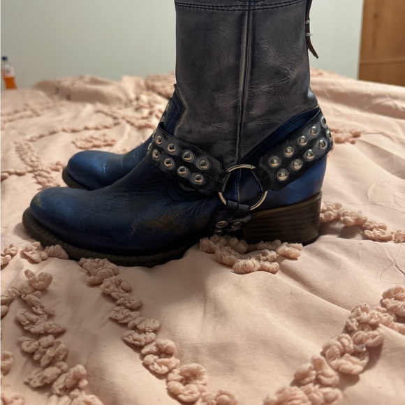Freebird Ramone Blue Leather Studded Boots - Picture 5 of 14